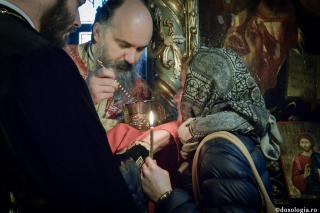 Numai prin Duhul Sfânt, Hristos ia formă în noi, ca şi cum ar imprima în noi propriile Lui caractere...