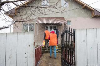 Cu ajutorul celorlalți îndeplinim poruncile lui Dumnezeu
