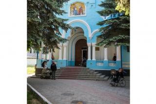 Noi, cei sănătoşi, să ajutăm celor bolnavi!