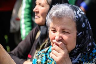 Cel ce loveşte un obiect nesimţitor se pedepseşte pe sineşi