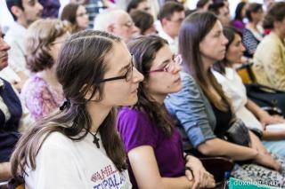 Cine doreşte să aibă întotdeauna pace şi linişte sufletească trebuie să se smerească din răsputeri