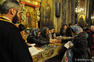 (Foto) Să ne amintim – Hramul Sfintei Cuvioase Parascheva 2014