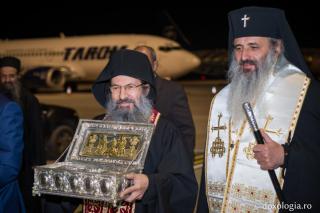 Căldura sufletească a Sfintei Maria Magdalena, manifestată acum două mii de ani iese în mod fizic din mâna ei