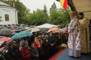 (Video) Resfințire de biserică în cartierul ieșean Tătărași