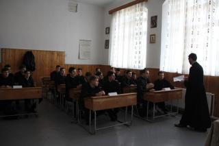 Concurs școlar în cinstea Sfintei Parascheva, la Roman
