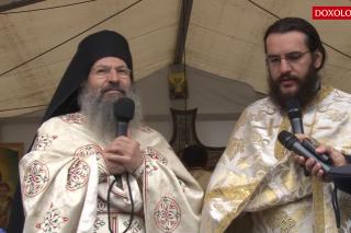 „Aveți binecuvântarea de a vă închina Moaștelor Sfintei Maria Magdalena și de a cere tot ce este de folos sufletelor frățiilor voastre.”