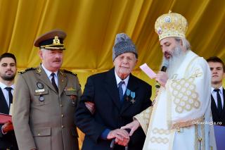 Șase veterani de război au fost decorați cu distincția „Crucea Moldavă”