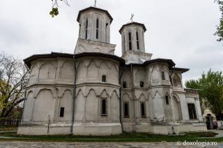 (Foto) Frescele Bisericii „Sfântul Haralambie” Flămânda din Bucureşti
