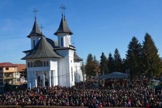 IPS Teofan a resfinţit Biserica „Sfântul Nicolae” din Humuleşti