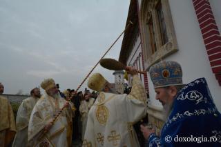 (Video) Biserica Mănăstirii Zosin a fost sfințită
