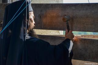Sfântul Ierarh Calinic de la Cernica pune legământ ca în Mănăstirea Frăsinei să nu mai intre nicio femeie
