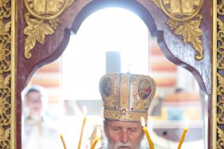 Slujiri arhiereşti în Mitropolia Moldovei şi Bucovinei
