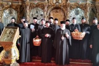 Corala preoțească a Protopopiatului Iași III a cântat „colindul sfânt și bun”