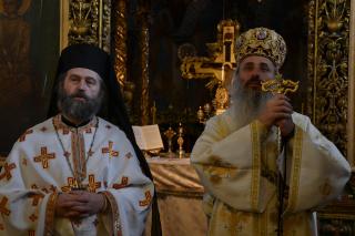 IPS Mitropolit Teofan a slujit Sfânta Liturghie la Mănăstirea Golia