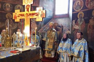 Naşterea Domnului, la Catedrala Arhiepiscopală din Roman
