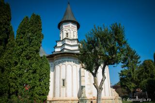 Amintiri vii din cartea de aur a Mănăstirii Bistrița