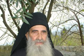Părintele Arsenie Simonopetritul - un adevărat om al lui Dumnezeu