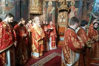 Liturghie arhierească în Catedrala Arhiepiscopală din Roman