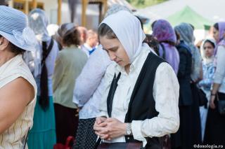 Mare frică este, fraţilor, în ceasul morţii, că sufletul se desparte de trup cu frică şi cu dureri