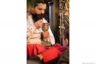 Împărtăşania din afara Liturghiei