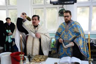 Bucuriile nepieritoare sunt rupte din rai
