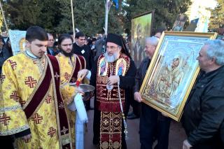 Procesiune impresionantă în cetatea Romanului
