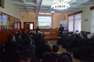 Întâlnire cu preoții la Pașcani - Viitorul este al tinerilor în măsura în care tinerii cred în viitor