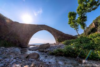 Podul lui Vellas din Muntele Athos