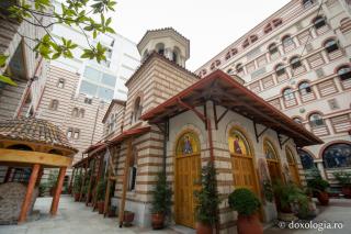 Biserica și izvorul Sfintei Teodora