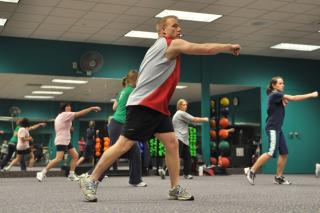 Bolnavii de cancer care fac sport au șanse duble de supravieţuire