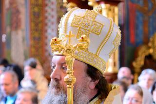 Preasfinţitul Timotei Prahoveanul: „Să ne luăm crucea şi împreună cu Hristos să mergem spre Înviere!”
