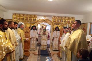 Sfințirea iconostasului paraclisului Mănăstirii Dobrești