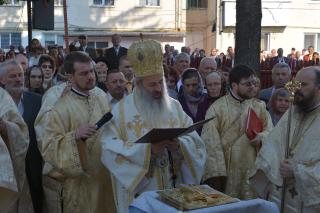 Biserica „Sfântul Haralambie” din orașul Târgu Neamț, resfințită de Mitropolitul Moldovei și Bucovinei