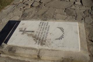 30 de ani de când au fost descoperite moaştele Sfântului Necunoscut de la Mănăstirea Neamț