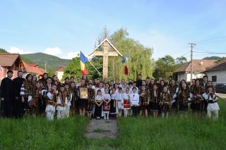 Înfrăţire între grupuri de tineri din Bucovina şi Ardeal