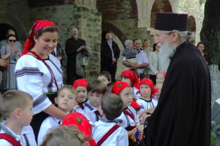 Ziua Eroilor, marcată la Suceava printr-un spectacol patriotic