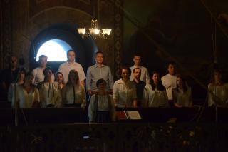 Corul „Sfântul Nectarie“ din Iaşi, la Sfânta Liturghie din Catedrala Mitropolitană din Iaşi
