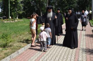 IPS Părinte Mitropolit Teofan, prezent la hramul Centrului social-cultural „Sfântul Ilie“ al Mănăstirii Miclăuşeni