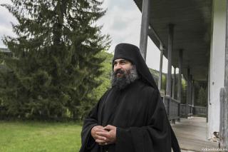 „Într-adevăr, aşa sunt eu, şi sunt vrednic de ceartă”