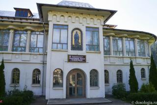 Centrul Cultural Pastoral „Sfântul Daniil Sihastrul” de la Durău