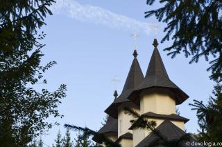 Schitul Durău ‒ piatra de temelie a Mănăstirii Văratec