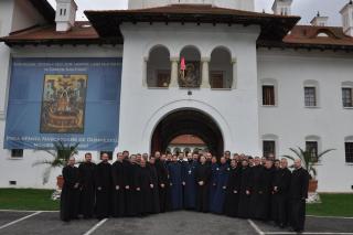 Preoţi din Eparhia Romanului şi Bacăului, la cursuri de formare pentru capelani