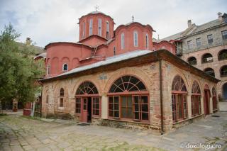 Katholikonul Mănăstirii Cutlumuș