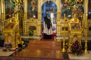 Priveghere în cinstea Sfântului Neofit Zăvorâtul, la Catedrala Mitropolitană (galerie FOTO)