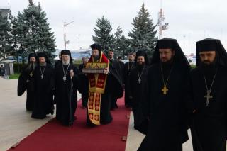 (Video) Moaștele Sfântului Arhidiacon Ștefan au ajuns în București