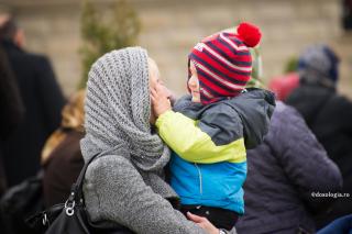 Sfânta Parascheva salvează de la moarte mama a doi copilași