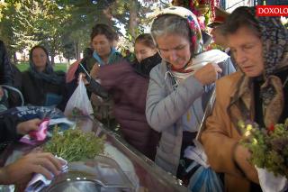 (Video) Sfânta Parascheva cea mult folositoare