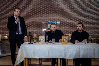 „Dicţionar de teologie ortodoxă şi ştiinţă“