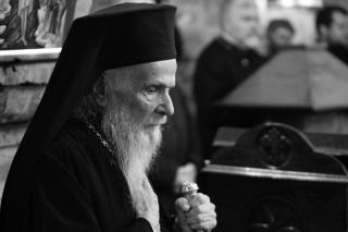 Un ierarh luptător, un păstor dinamic şi un mare patriot – Arhiepiscopul Justinian Chira (1921-2016)