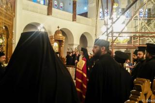 În Eghina, la hramul Sfântului Nectarie (galerie FOTO)